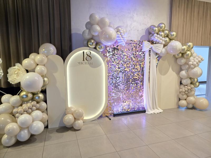 10000897264b02547b1022183711