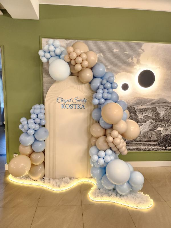 1000089825c8087a5a1022184527